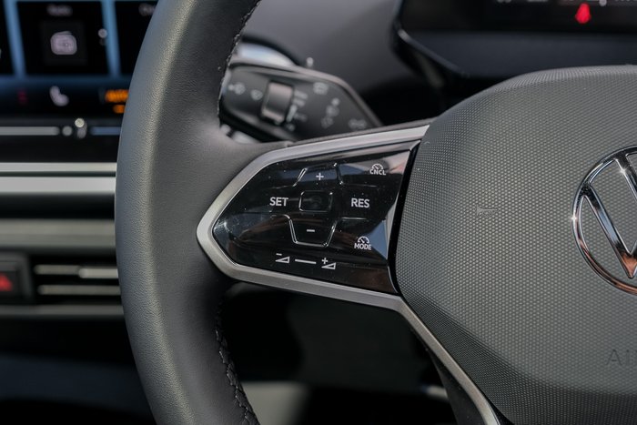 2025 Volkswagen ID.4 Pro