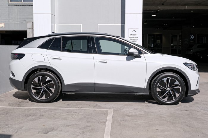 2025 Volkswagen ID.4 Pro