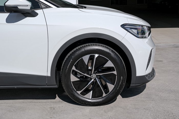 2025 Volkswagen ID.4 Pro