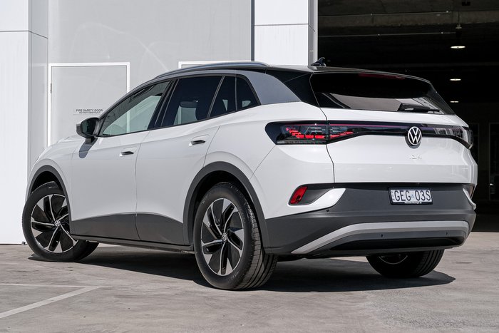 2025 Volkswagen ID.4 Pro