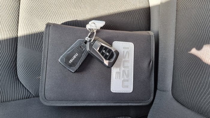 2022 Isuzu D-MAX LS-U