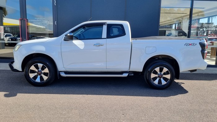 2022 Isuzu D-MAX LS-U