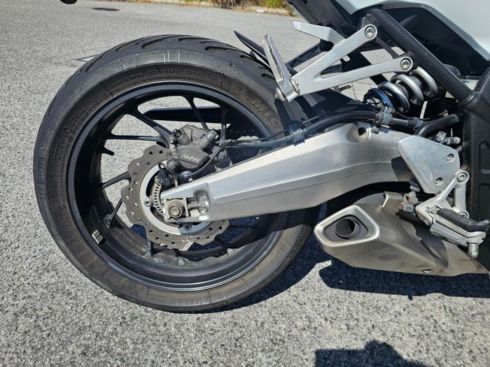 2014 Honda  CBR650F White