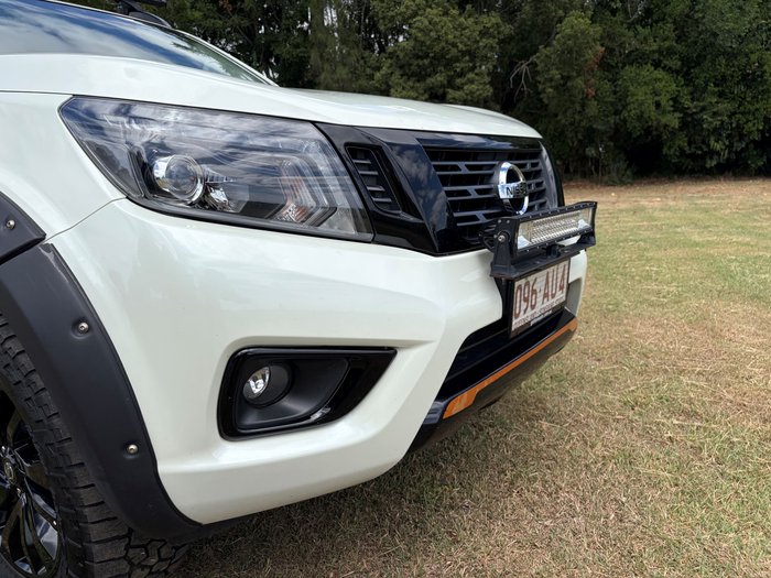 2019 NISSAN NAVARA ST-X