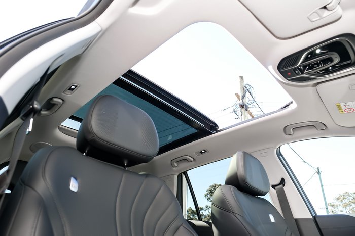 2027 Geely Starray