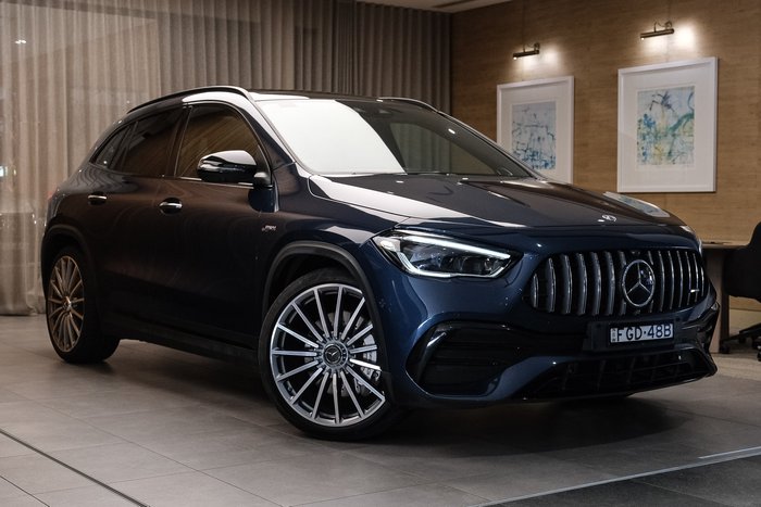 2020 MERCEDES-AMG GLA