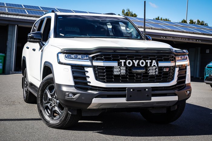 2024 Toyota LANDCRUISER