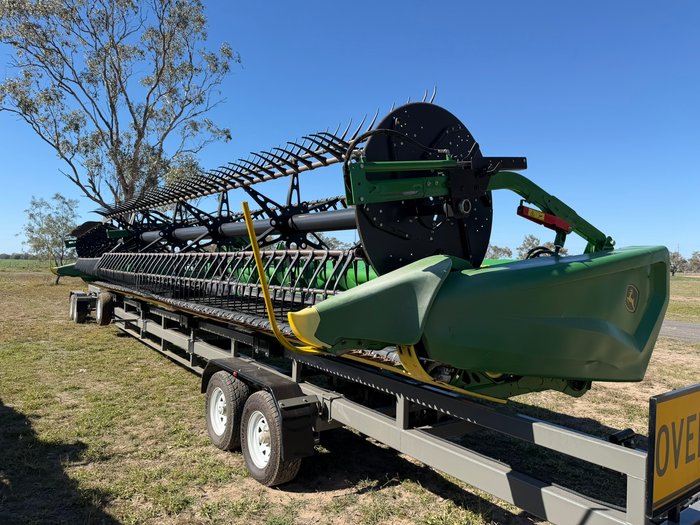 2023 JOHN DEERE HD40R HINGED DRAPER