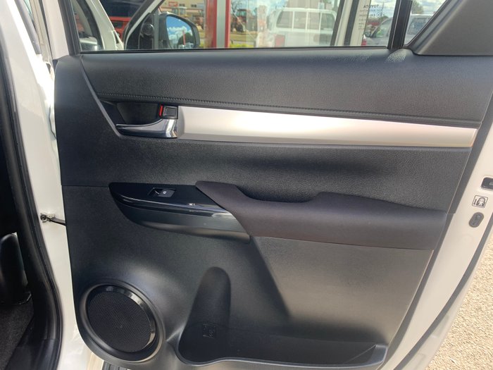 2023 Toyota Hilux 4x4 SR5 2.8L T Diesel Automatic Double Cab C/C