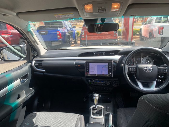 2023 Toyota Hilux 4x4 SR5 2.8L T Diesel Automatic Double Cab C/C