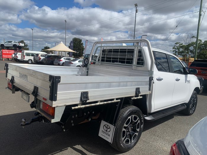 2023 Toyota Hilux 4x4 SR5 2.8L T Diesel Automatic Double Cab C/C