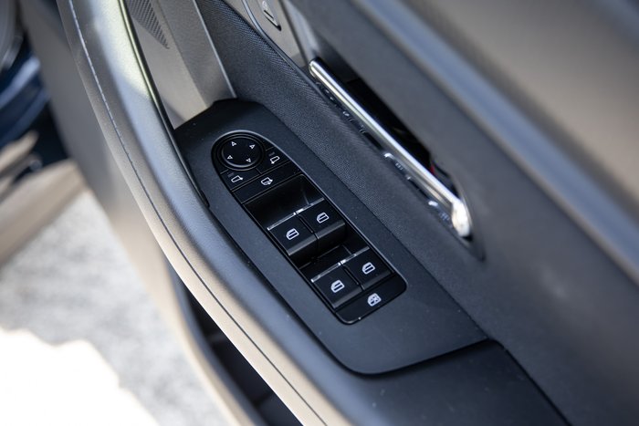 2024 Mazda CX-80 G40e Pure