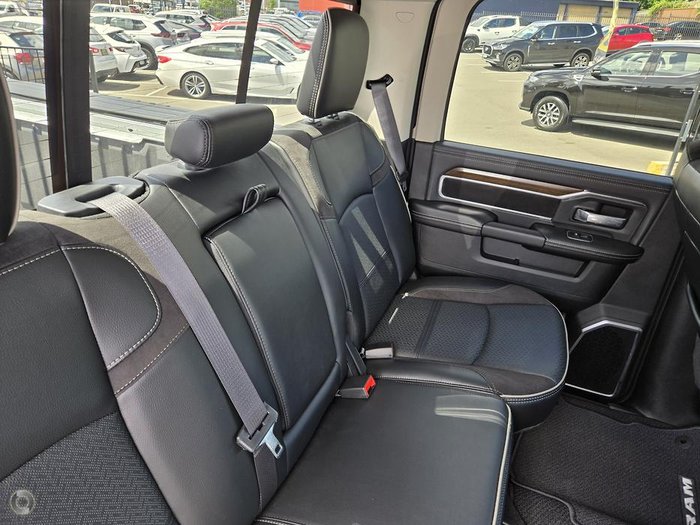 2023 Ram 2500 Laramie Crew-Cab Ram-Box