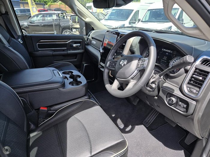2023 Ram 2500 Laramie Crew-Cab Ram-Box