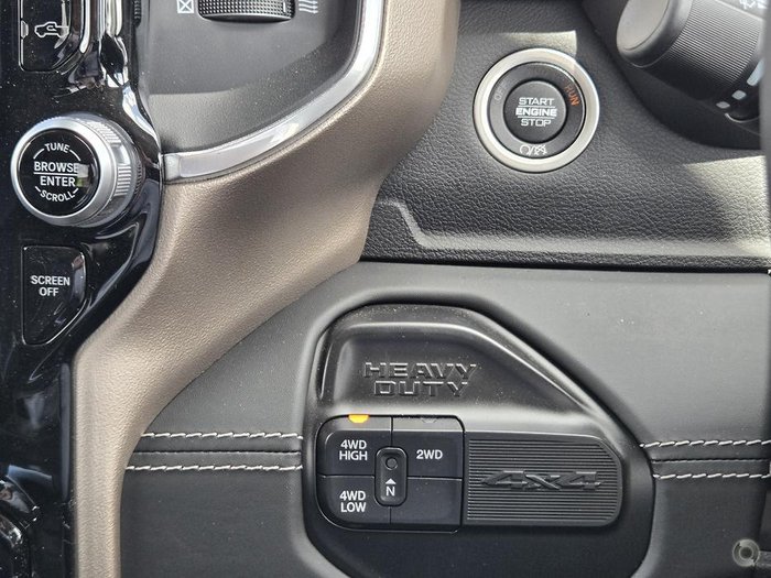 2023 Ram 2500 Laramie Crew-Cab Ram-Box