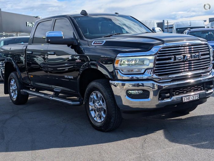 2023 Ram 2500 Laramie Crew-Cab Ram-Box