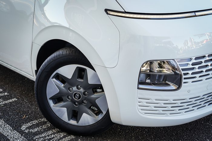 2025 Hyundai STARIA