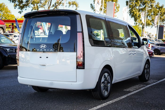 2025 Hyundai STARIA