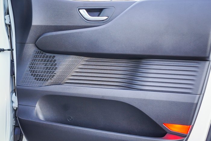 2025 Hyundai STARIA