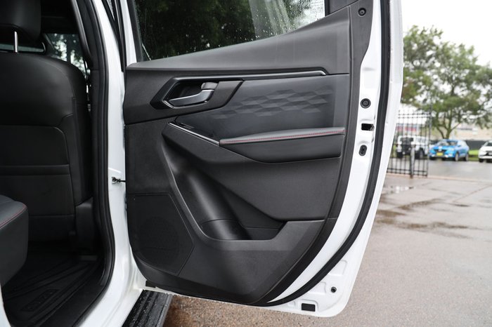 2025 Isuzu D-MAX X-TERRAIN