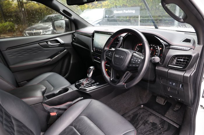 2025 Isuzu D-MAX X-TERRAIN