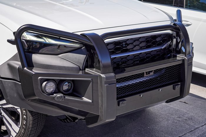 2026 Isuzu MU-X LS-T