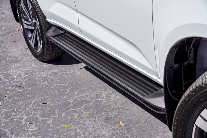 2026 Isuzu MU-X LS-T