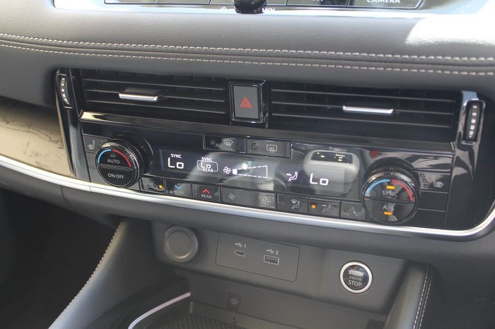 2025 Nissan X-TRAIL Ti