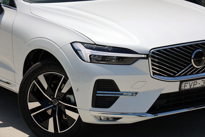 2025 Volvo XC60 Plus B5 Bright
