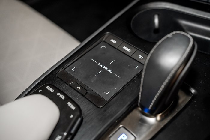 2021 Lexus UX300E Sports Luxury 54.3 kWh Li-ion batt Automatic SUV