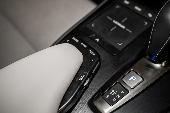2021 Lexus UX300E Sports Luxury 54.3 kWh Li-ion batt Automatic SUV