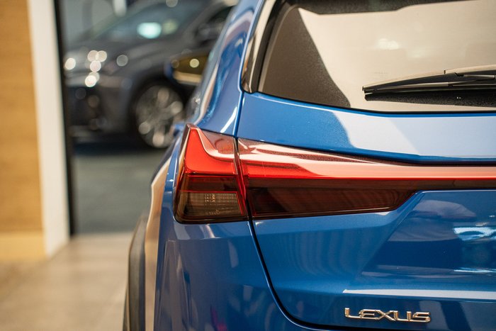 2021 Lexus UX300E Sports Luxury 54.3 kWh Li-ion batt Automatic SUV