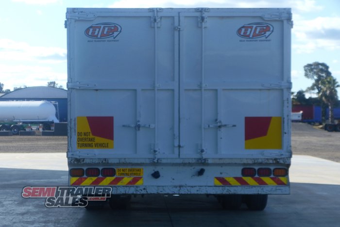 2018 BTE Plant Walking Floor Pig Trailer