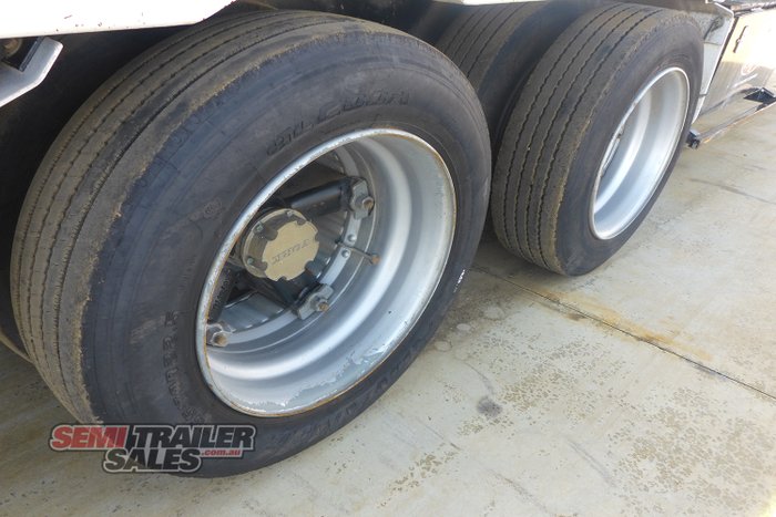 2018 BTE Plant Walking Floor Pig Trailer