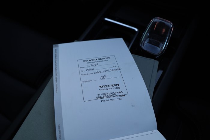 2026 Volvo XC60 Ultra B5 Dark