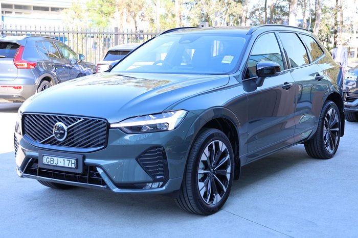 2026 Volvo XC60 Ultra B5 Dark