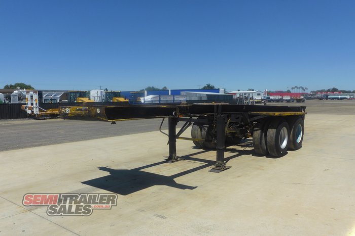 1985 Fruehauf 20FT Skel