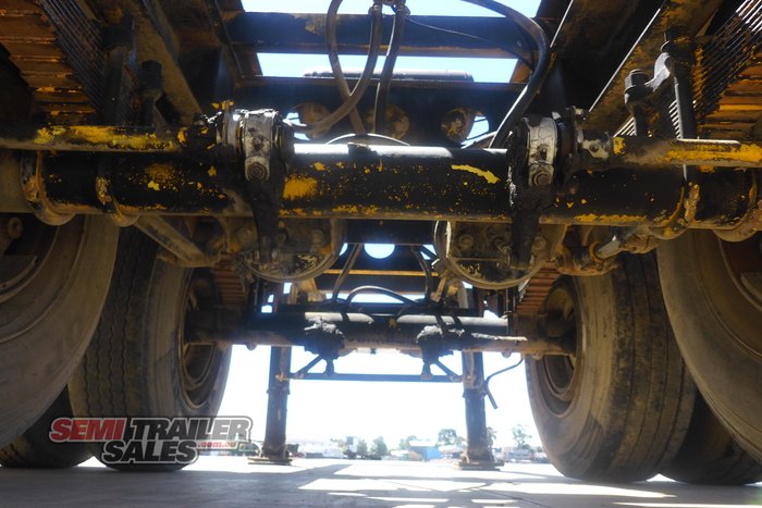 1985 Fruehauf 20FT Skel