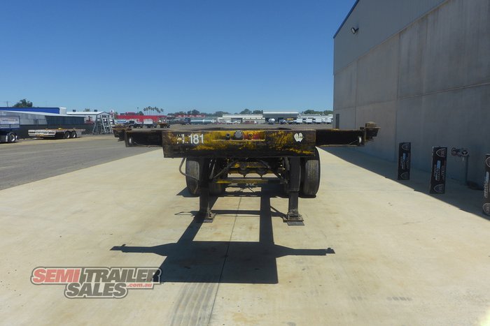 1985 Fruehauf 20FT Skel