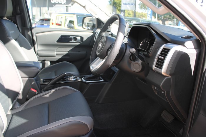 2026 Nissan Navara ST-X