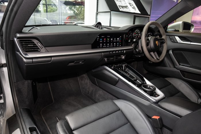 2022 Porsche 911 Carrera S