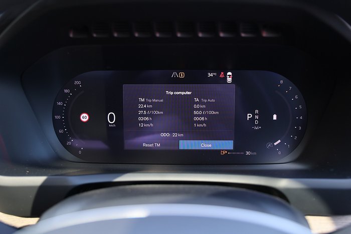 2025 Volvo XC90 Plus B5 Bright