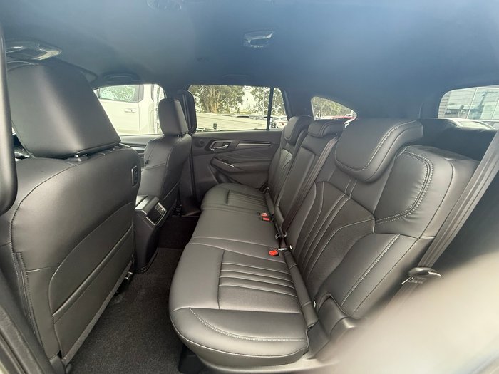 2026 Isuzu MU-X LS-T