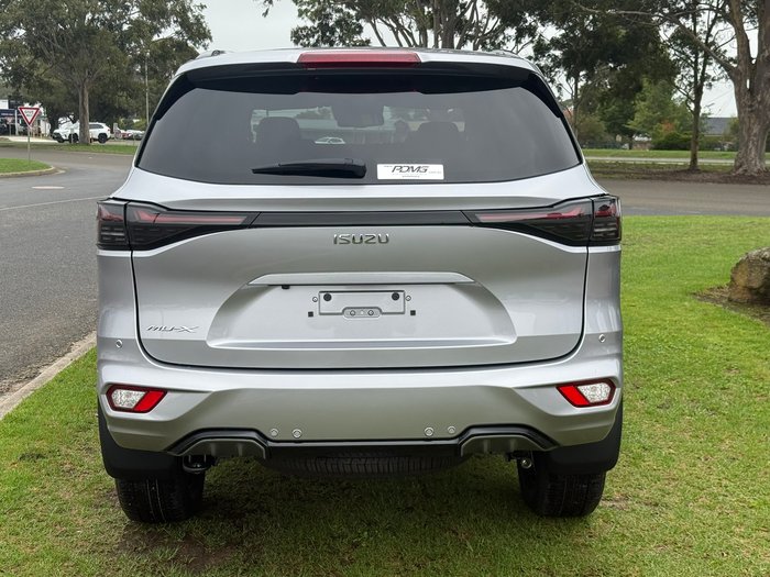 2026 Isuzu MU-X LS-T