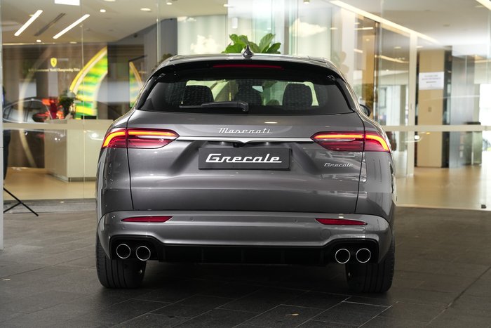 2025 Maserati Grecale 300 HP 4WD GRIGIO LAVA