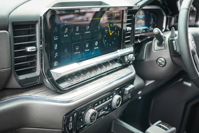 2024 Chevrolet Silverado