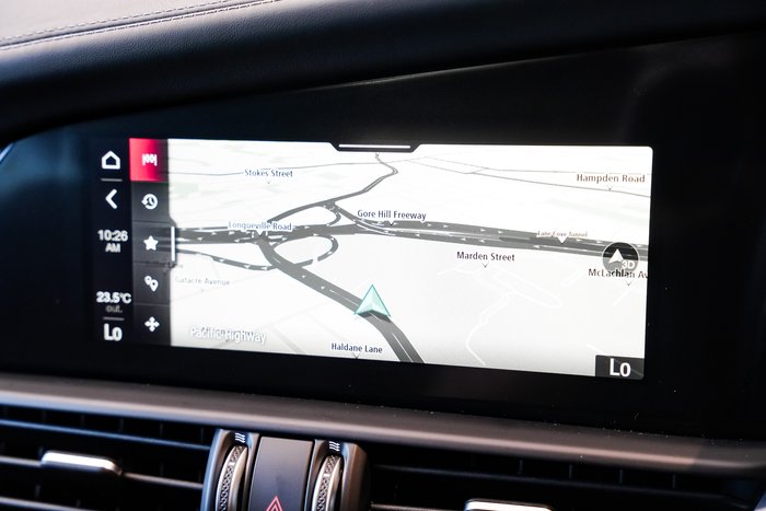 2025 Alfa Romeo Giulia Quadrifoglio