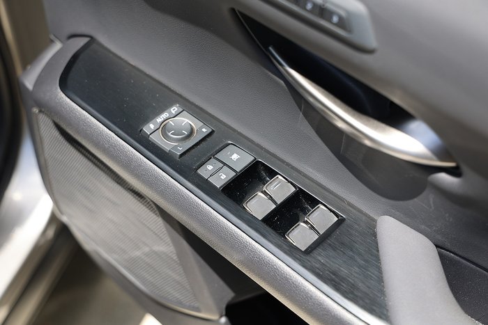 2023 Lexus UX250h UX250h F Sport 2.0L Hybrid Auto E-CVT SUV C495930 001