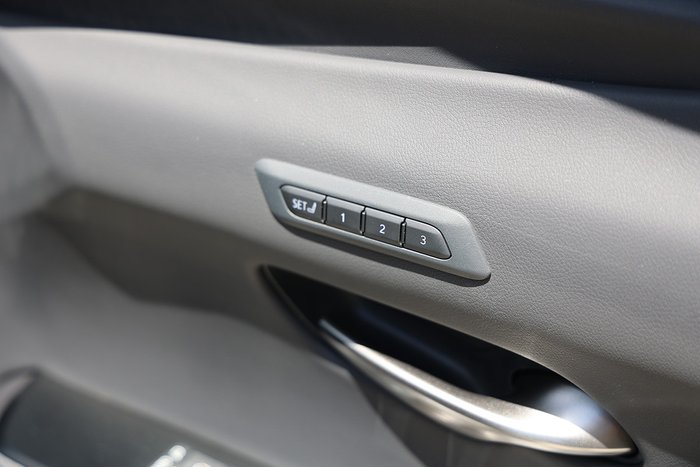 2023 Lexus UX250h UX250h F Sport 2.0L Hybrid Auto E-CVT SUV C495930 001