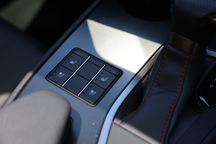 2023 Lexus UX250h UX250h F Sport 2.0L Hybrid Auto E-CVT SUV C495930 001